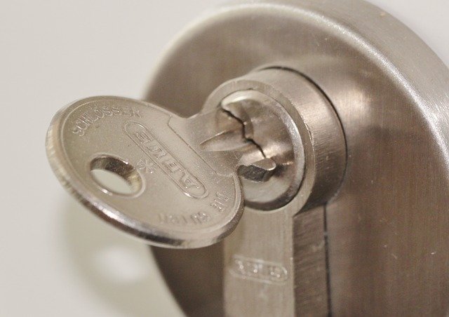 How To Fix A Door Lock That Won't Turn